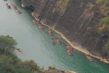 电子传媒分为哪三种