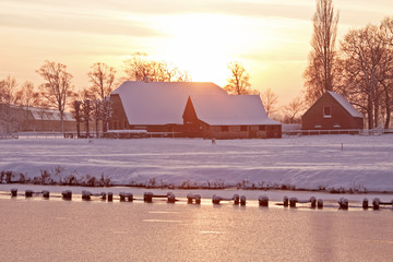 哪些部门跟单位不属于地方政府管